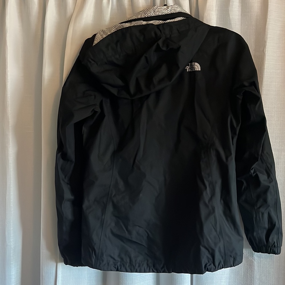 Northface Rainproof Jacket - image 6